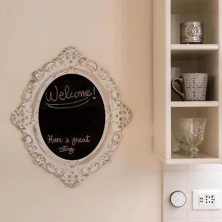 Old Town Boutique سبليت
